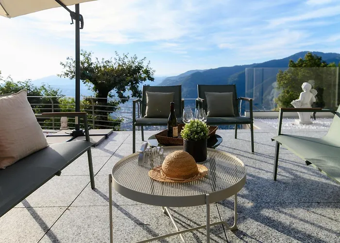 Rossa - By Myhomeincomo