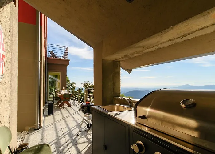 Villa Rossa - By Myhomeincomo