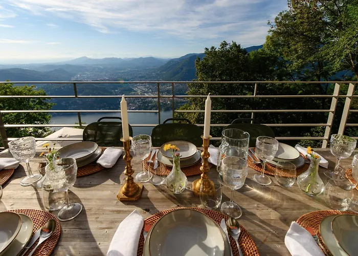 Rossa - By Myhomeincomo Villa