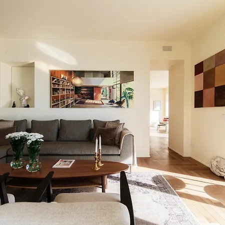 Vila Rossa - By Myhomeincomo Brunate