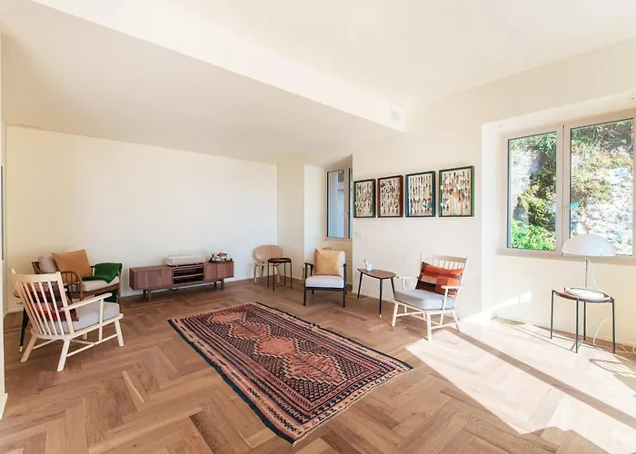 Villa Rossa - By Myhomeincomo *