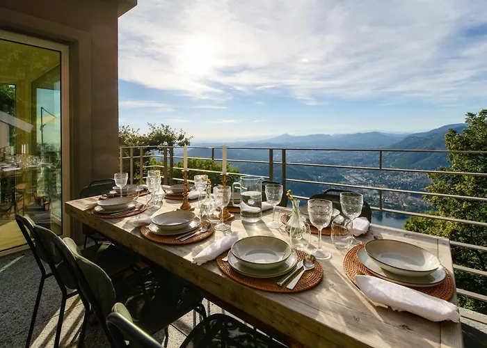 Rossa - By Myhomeincomo Willa *