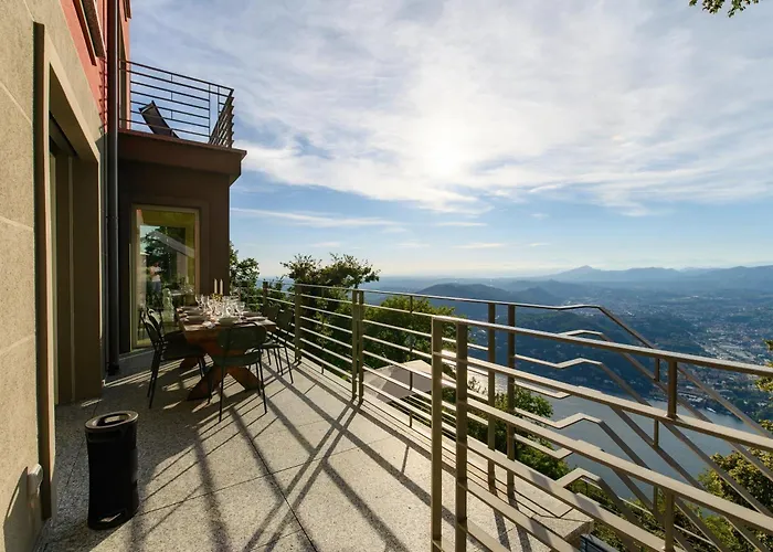 Villa Rossa - By Myhomeincomo