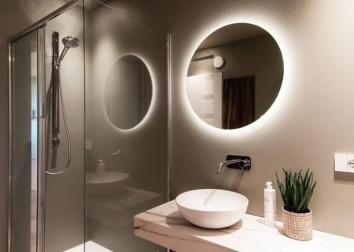 Willa Rossa - By Myhomeincomo *